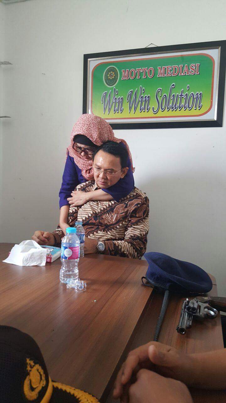 img-content