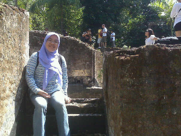 img-content