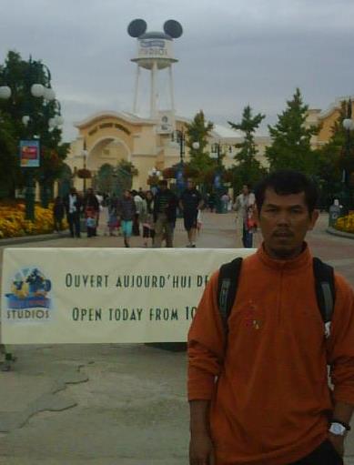img-content