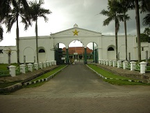 img-content