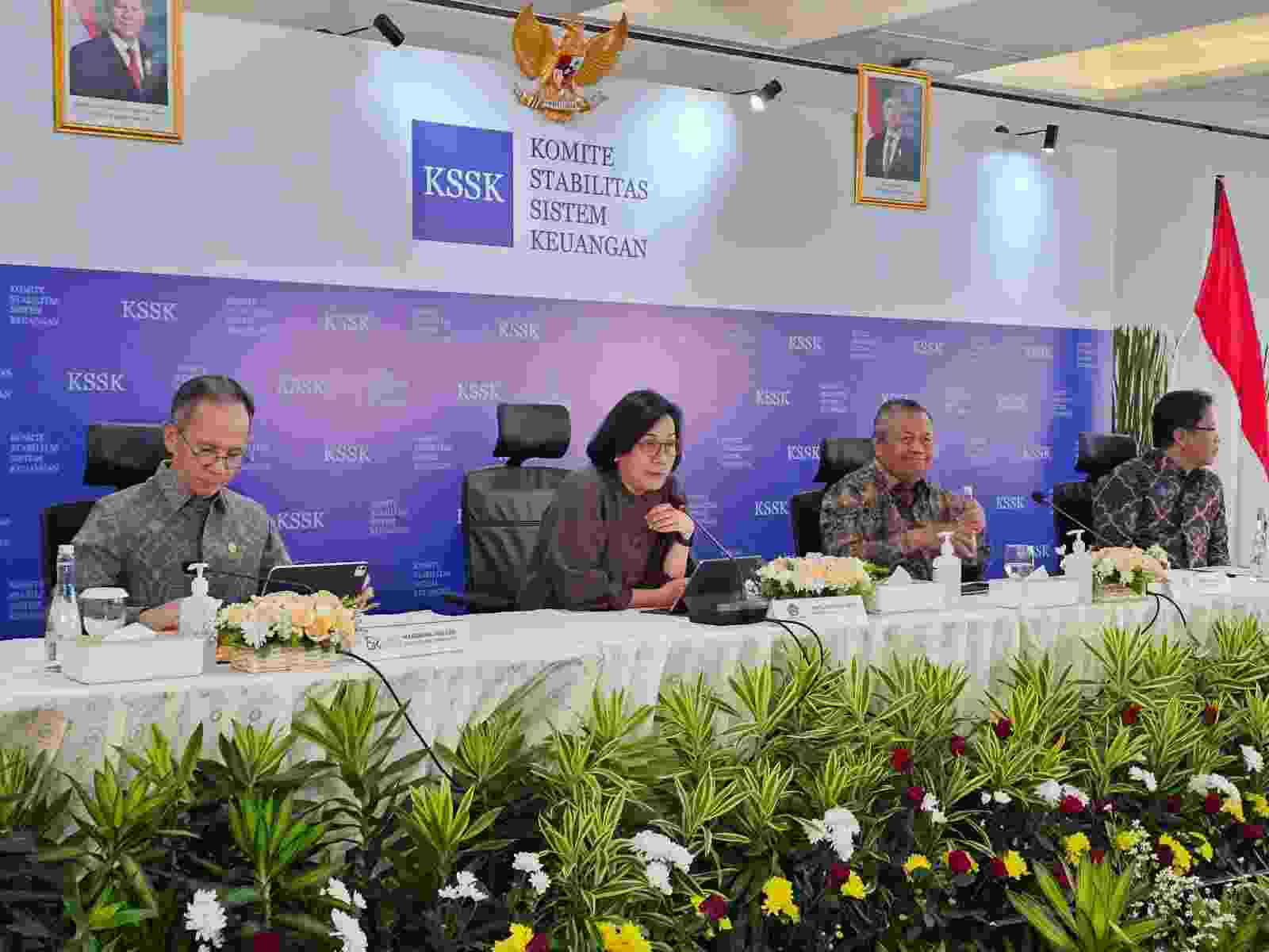 img-content
