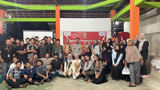 img-content