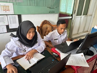 img-content