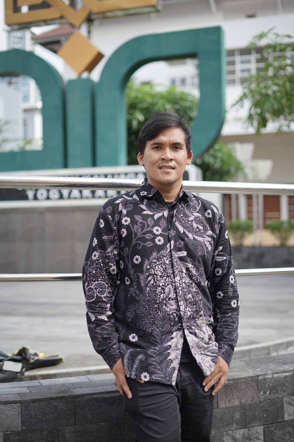 img-content